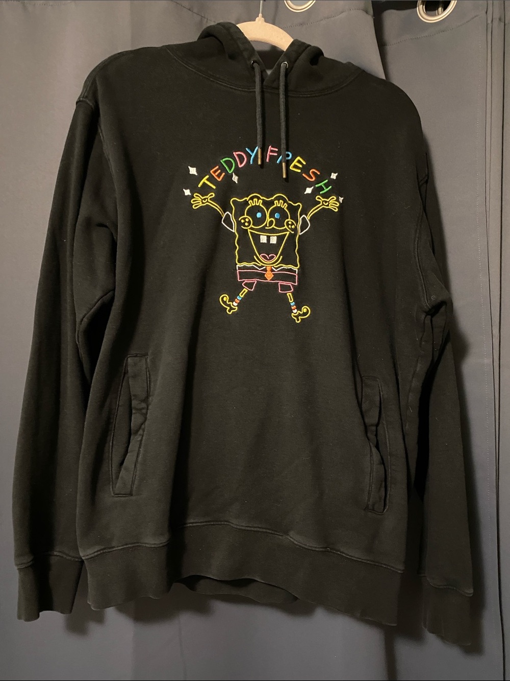 Teddy Fresh Black SpongeBob Embroidered Pullover Hoodie